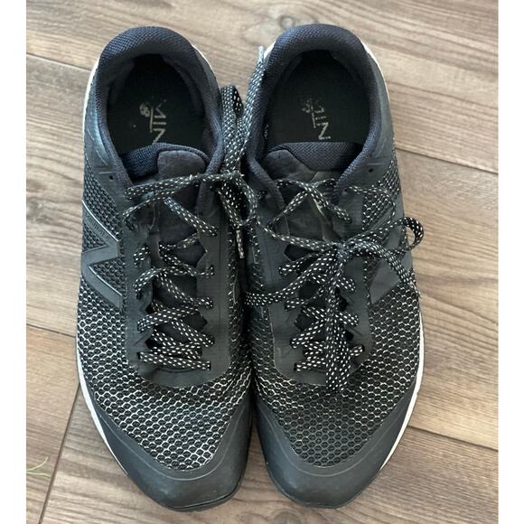 New Balance Men's MX40RB1 Minimus Cross Trainer Black/White/Silver Size 12 - Picture 1 of 7